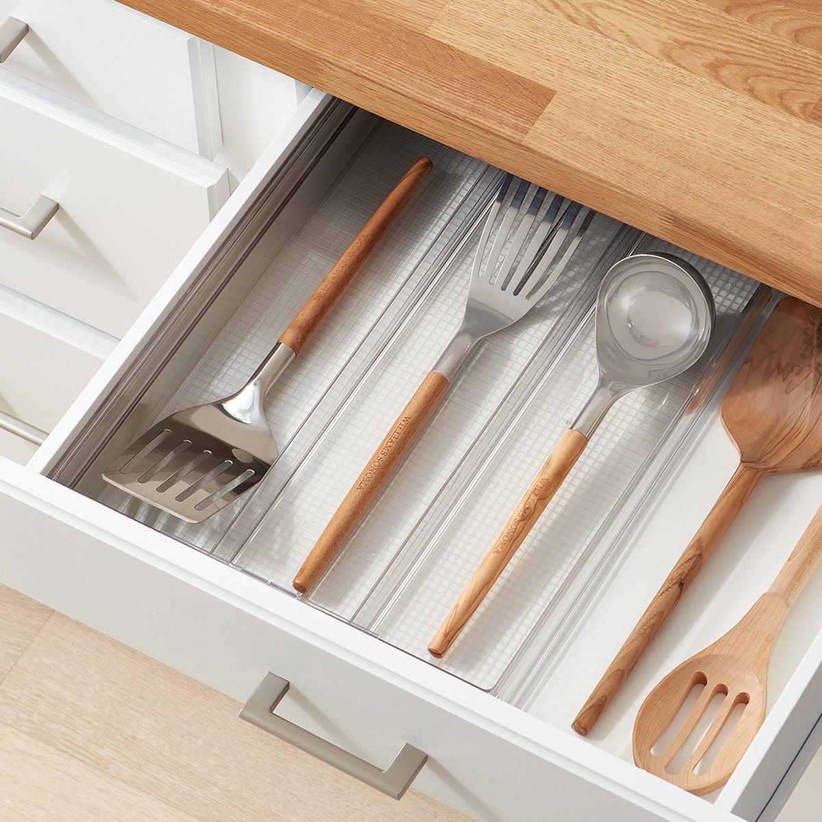 3 Section Expandable Utensil Tray