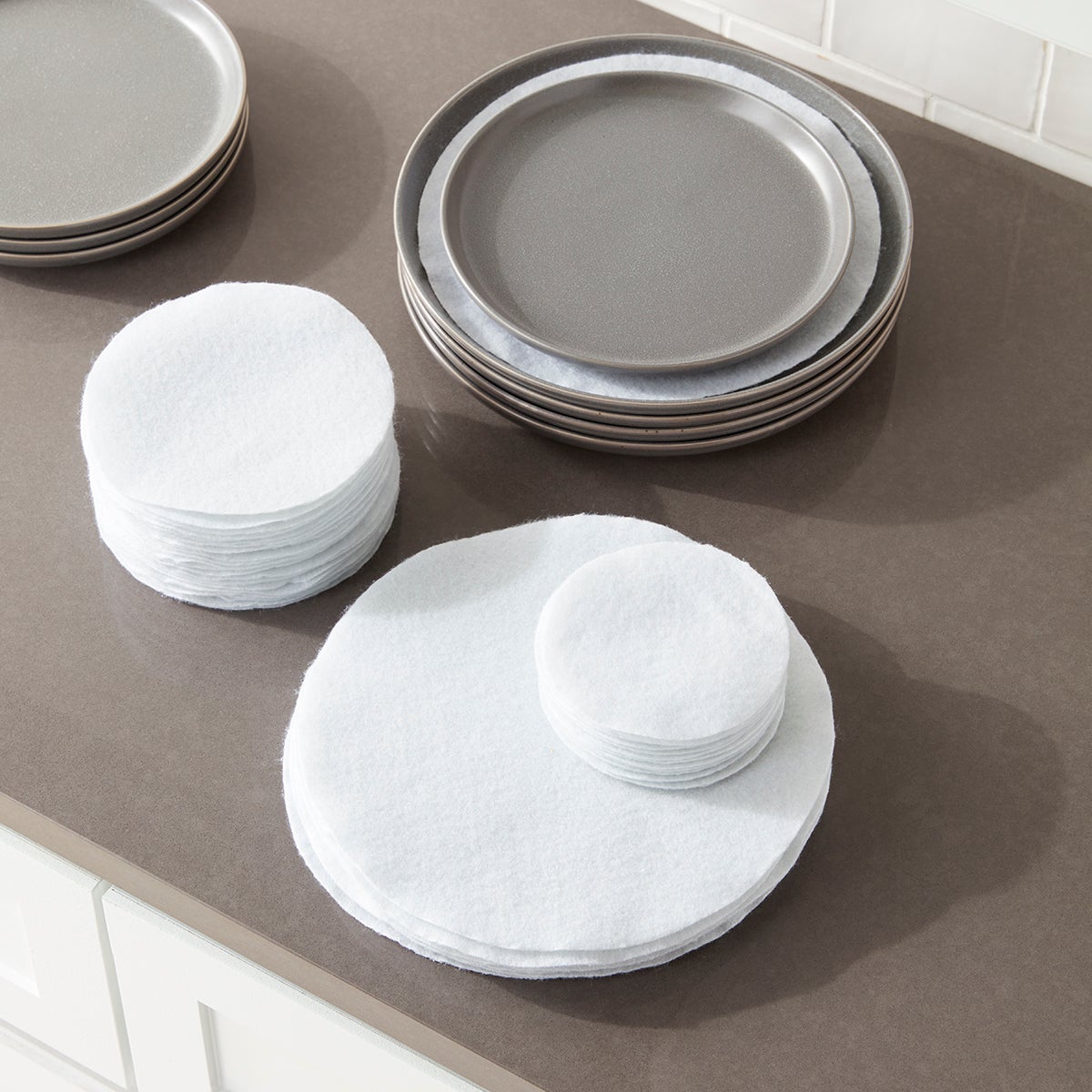 Felt Plate Dividers White Pkg. 48