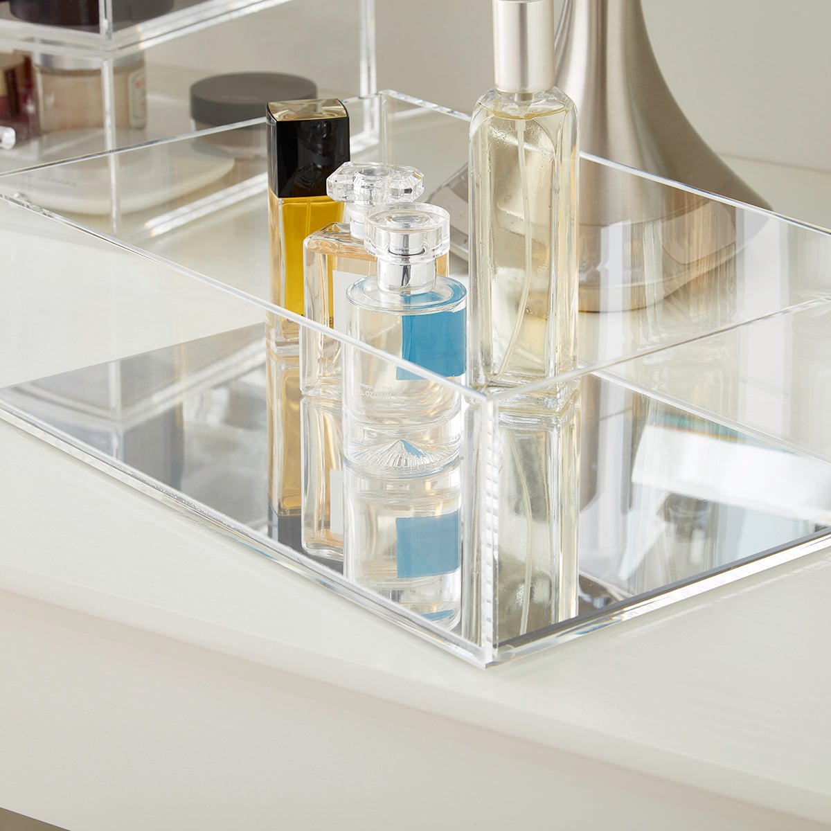 Acrylic Tray with Mirror Base — alt view