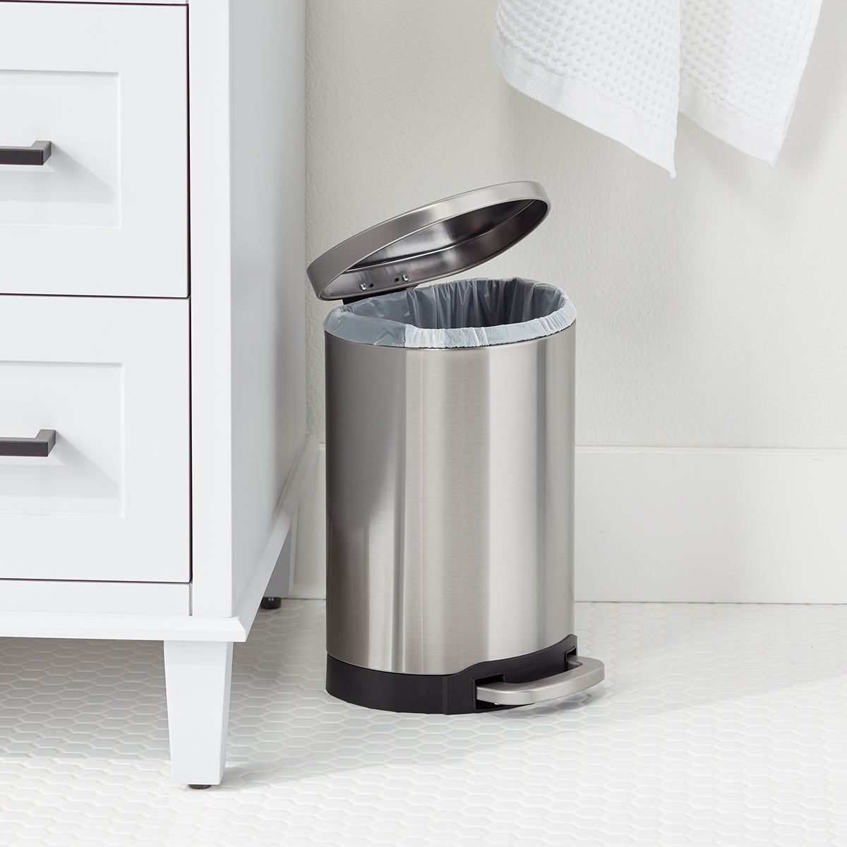 1.6 gal Semi Round Step Trash Can — alt view