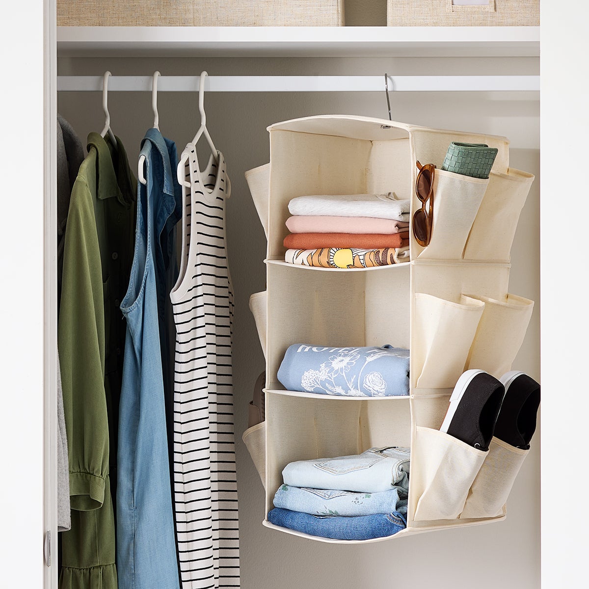 Rotating Hanging Organizer — alt view